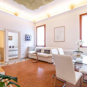 Appartement Ca' Pestrin House - San Marco Square Venise